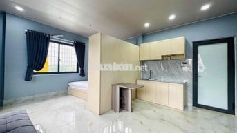 CĂN HỘ 1 PHÒNG NGỦ - TÁCH BẾP FULL NỘI THẤT NGAY MẶT TIỀN TRƯỜNG CHINH