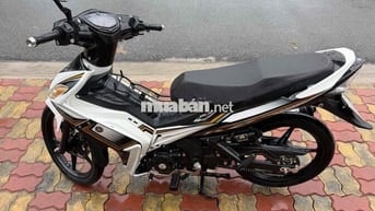 Yamaha Exciter Trắng đen Xe máy thể thao