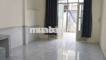 cho thuê nhà 4x16 có cổng, hẻm rộng