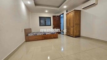 1 PHÒNG NGỦ TÁCH BẾP CỰC KÌ RỘNG NGAY ĐẦM SEN VÀ ĐH VĂN HIẾN