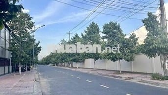 Mặt Tiền Kinh Doanh - mặt sau View kênh mát mẻ - chỉ 440 tr/ mét