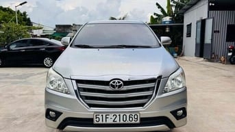 Toyota Innova 2.0G 2015 Số tự động Bạc