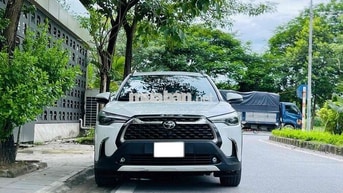 Toyota Corolla Cross V Trắng 5 chỗ