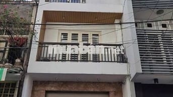 Cần cho thuê nhà Nguyễn Trãi Địa Chỉ  451/…. Quận 5