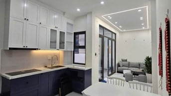 🌹🌹NHÀ THANG MÁY ĐẸP THỊNH LIỆT - 5 TẦNG XÂY MỚI - VÀI BƯỚC RA Ô TÔ