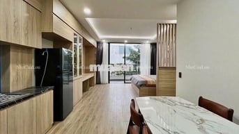 Cho thuê căn hộ studio ban công full nội thất Trần Đình Xu Quận 1