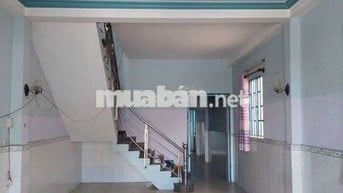 Cho thuê nhà Mặt tiền hẽm đường Phạm Hùng DT.4m×20m } 1Lầu 3Phòng 2wc