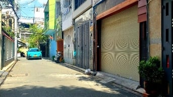 Bán nhà Lê Văn Sỹ, hẻm xe hơi, 6mx14m, giá 11,8 tỷ TL, nhà cũ 2 tầng.