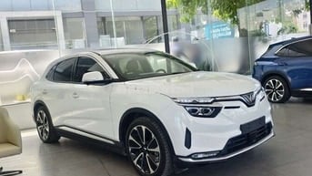 VinFast VF8 PLUS SDI 2023 Trắng ngọc 54.894 km