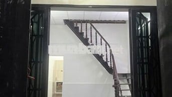 Cho thuê nhà 3pn hẻm xe hơi đường Phan Huy Ích quận Tân Bình 