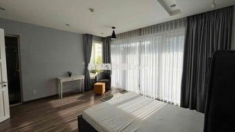 CHO THUÊ BIỆT THỰ NAM THÔNG Q7, 3PN 4WC FULL NT THANG MÁY 70TR/ THÁNG