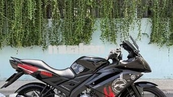 Yamaha R15v1