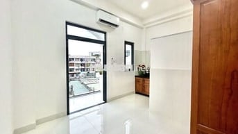 Phòng Ban Công Mới Xây Thoáng Gần ĐH Văn Hiến