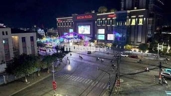 CHỦ GỬI CHO THUÊ NHÀ TRỆT 4 LẦU MẶT TIỀN ĐƯỜNG TRẦN VĂN HOÀI -