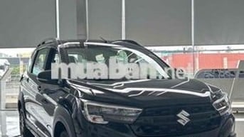 Suzuki XL7 7 chỗ màu Đen