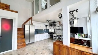 CHDV Duplex cao cấp có rooftop ngay bờ kè Hoàng Sa, quận 1