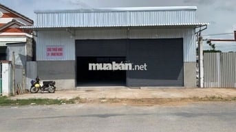 Cần cho thuê mặt bằng mua bán, làm kho khu vực gần cầu Cần thơ