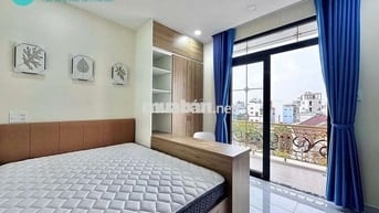 PHÒNG STUDIO BAN CÔNG THANG MÁY NHẬN XE ĐIỆN+PET ĐẦY ĐỦ NỘI THẤT