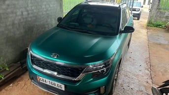 Kia Seltos Luxury 2020 Vàng chanh Việt Nam- 466  triệu
