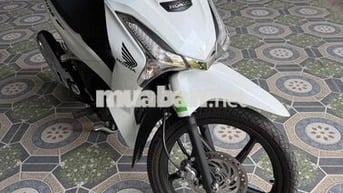 Honda Future 2026 trắng đỏ.