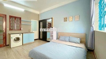 Cho Thuê Studio Ban công ở Nguyễn Văn Nguyễn Quận 1