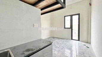 Cho Thuê Phòng Gác Ban Công Ngay Đại Học Văn Hiến, Âu Cơ, Luỹ Bán Bích