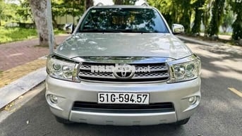 Toyota Fortuner 2010 Tự động 2 Cầu Máy Xăng