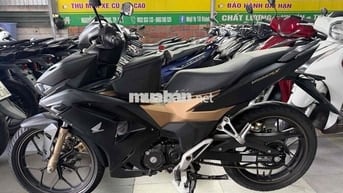 Winner V3 2023 Đen nhám ABS mới keng