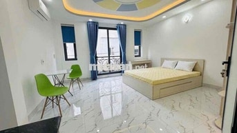 Mới 100% căn hộ ban công 40m2 ngay Phan Văn Trị gần Văn Lang Cơ Sở 2,3