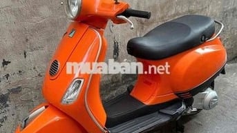 Piaggio Vespa LX125 ie