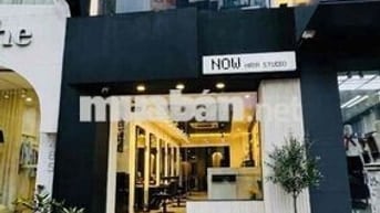 🍑ngay Vạn Hạnh Mall - Q10 - 3 lầu🍑