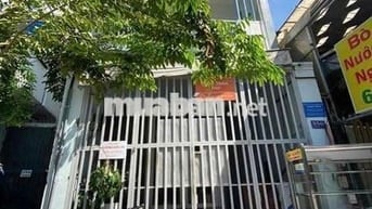 Cho thuê nhà nguyên căn ngay mặt đường TQB đối diện nhà thờ nam hải