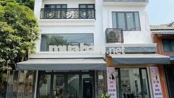 Siêu phẩm Phan Văn Trị - Đối diện Cityland - Ô tô ngủ trong nhà