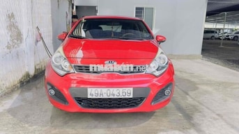 Kia Rio 2013 Tự động Đỏ cho mấy chị đẹp