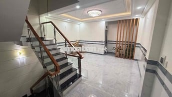 Nhà ở gần khu hiệp thành city quận 12