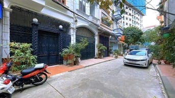  CHÍNH CHỦ CHO THUÊ NHÀ 5 TẦNG PHÂN LÔ THÔNG NGÕ 125 TRUNG KÍNH 23TR