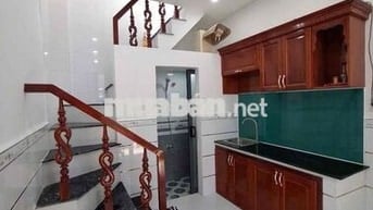 HIẾM CÓ KHÓ TÌM - NHỈNH 1 TỶ CÓ HỘ KHẨU TPHCM