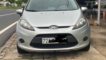 Ford Fiesta Bạc 5 chỗ