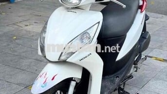 Honda Vision  Trắng xe đẹp như mới chính chủ chạy