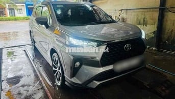 Toyota Veloz Cross TOP 2025 Full Option Xám