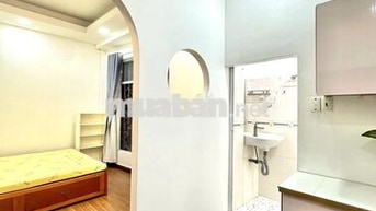 1 Phòng ngủ tách bếp rộng 40m2 ngay Huỳnh Văn Bánh, Phú Nhuận