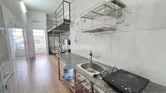Phòng gác lửng ĐẸP - Có BAN CÔNG lộng gió - Ngay 442 QL1A đi bộ qua ĐH