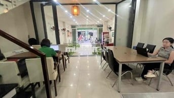 cho thuê gấp mặt bằng kinh doanh giá rẻ mặt tiền gần TDTU lê văn luong