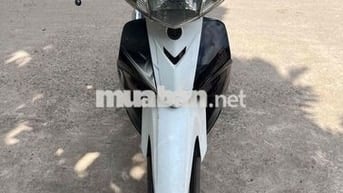 Yamaha Sirius RC Trắng, Đen