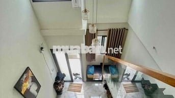 Bán nhà mới trung tâm Quận 1 - diện tích khủng - chỉ 6 đồng