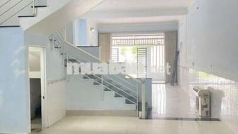 cho thuê nhà trệt 2 lầu 125mv mới 586 giá 8tr5. 6pn 3ml 5wc