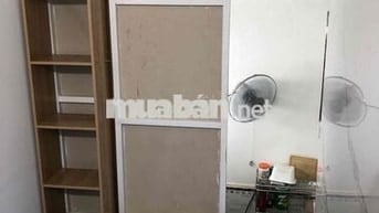 Nam ở ghép muốn không gian riêng, khoá riêng