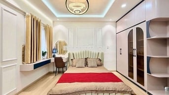 NHỈNH 6TỶ - PHAN XÍCH LONG - CHO THUÊ 20TR/THÁNG.