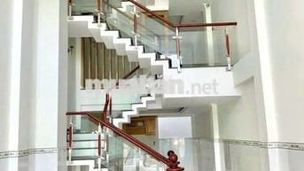 Nhà 1 trệt 1 Lửng 3 lầu Đường 18B BHH A bình tân