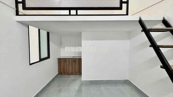 MỚI XÂY!! PHÒNG GÁC ĐỨNG ngay CHỢ THẠCH ĐÀ gần CHỢ CẦU